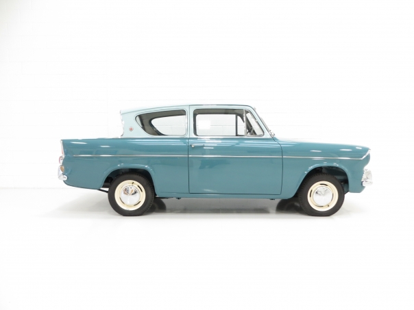 Light blue ford anglia 105e deluxe for sale #8