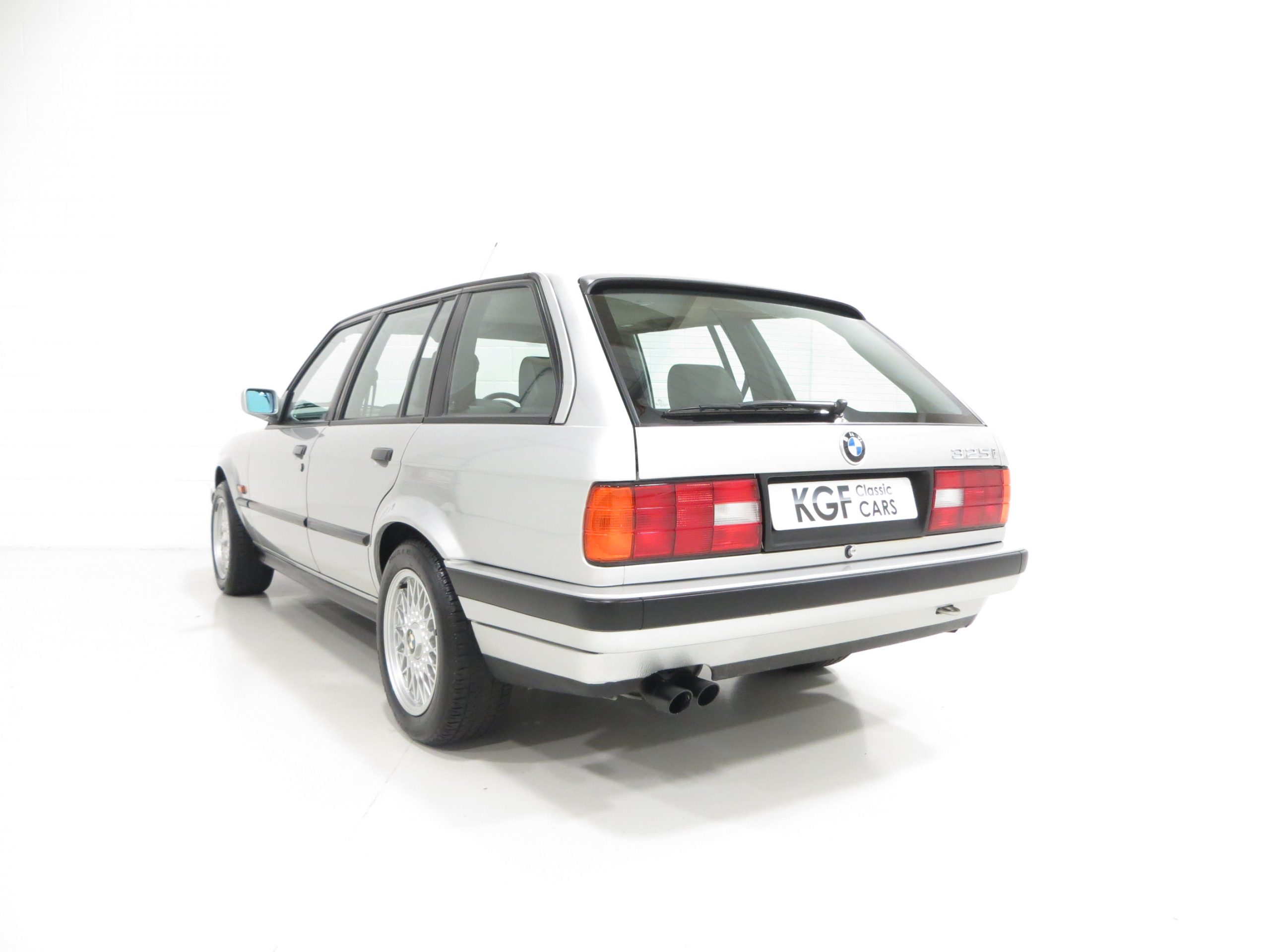 BMW E30 325i Touring - KGF