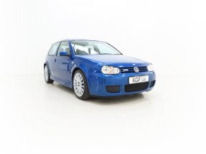 Volkswagen Golf R32